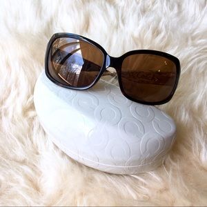 Coach Ginger Tortoise Sunglasses & Signature Case